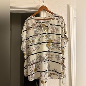 Plus size ladies blouse